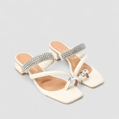 Tamanco Feminino Vizzano Original Tira Strass Detalhe Bold Off White