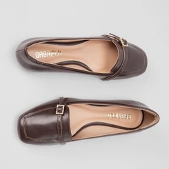 Sapatilha Feminina Gabriela Enfeite Fivela & Strass Marrom