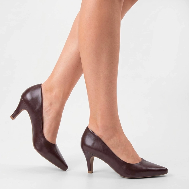 Scarpin Feminino Penélope Salto Médio Marrom