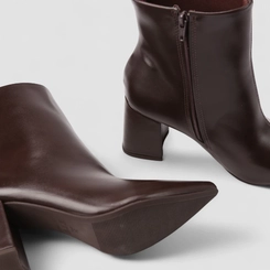 Ankle Boot Feminina Penélope Salto Bloco Marrom