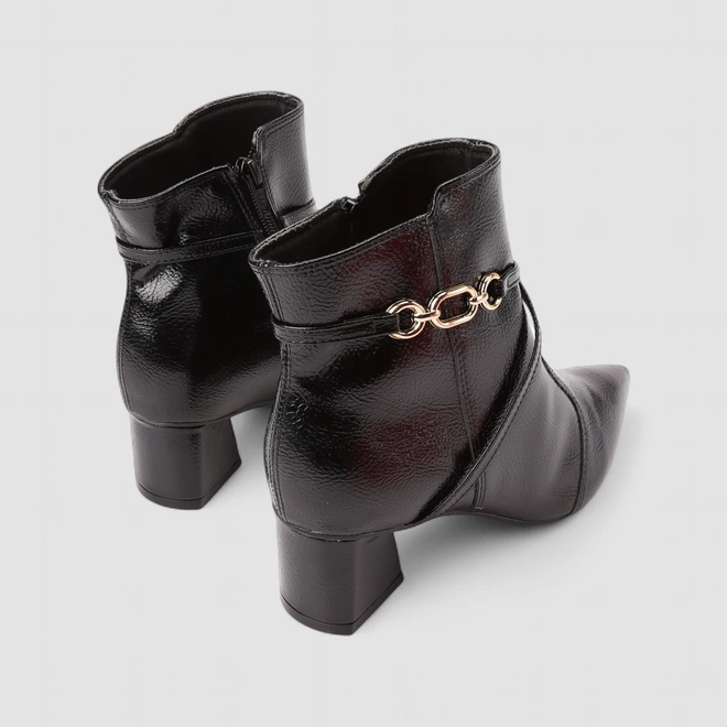 Ankle Boot Feminina Bebecê Corrente Verniz Preto