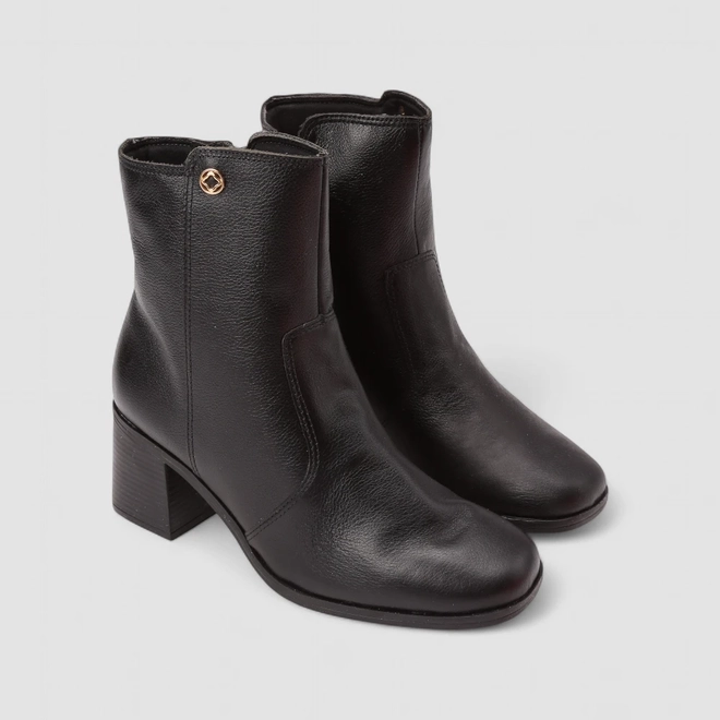 Bota Feminina Bebecê Couro Cano Curto Salto Bloco Preta