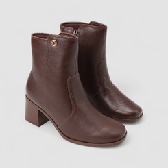 Bota Feminina Bebecê Cano Curto Salto Bloco Couro Marrom