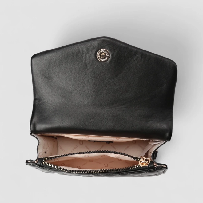 Bolsa Camera Bag Gabriela Pequena Transversal Alça Metalizada Matelassê Preto