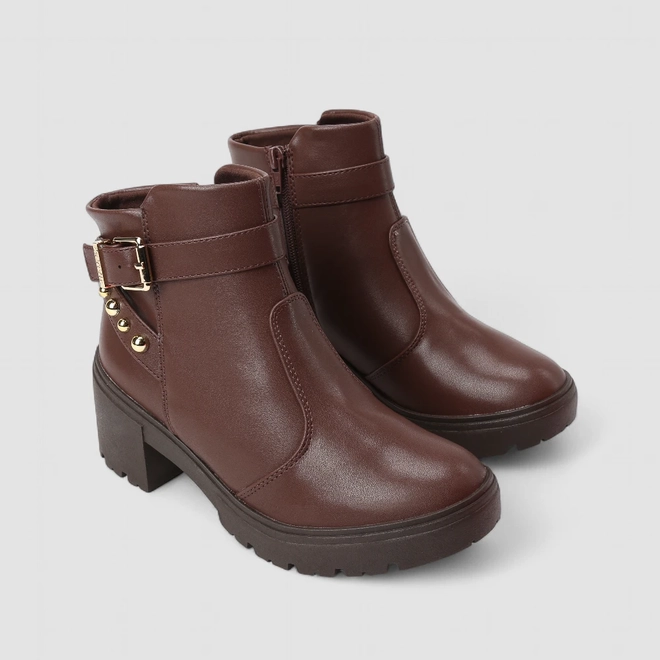 Ankle Boot Feminina Via Uno Salto Bloco Fivela & Tachas Marrom