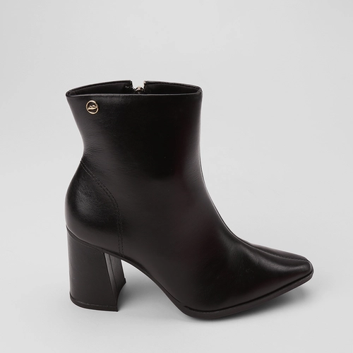 Bota Feminina Dakota Couro Cano Curto Salto Alto Preto
