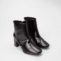 Ankle Boot Feminina Via Uno Salto Bloco Preto