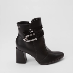 Bota Feminina Mississipi Cano Curto Tira Tressê Detalhe Fivela Preto