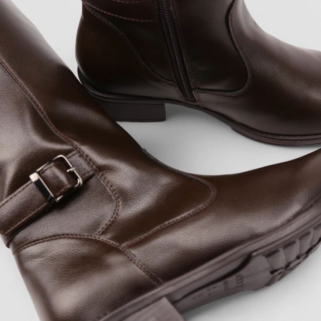 Bota Feminina Mooncity Cano Alto Detalhe Fivela Marrom