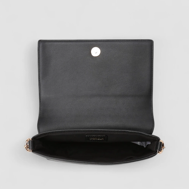 Bolsa Transversal Gabriela Média Alça Corrente Detalhe Rebites Preto