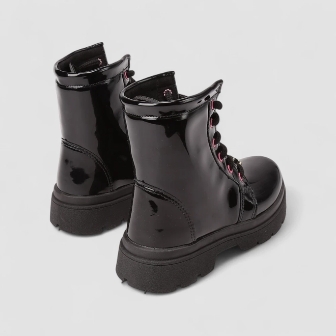 Bota Coturno Infantil Gabrielinha Enfeite Pinguentes Verniz Preto
