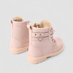 Bota Coturno Infantil Gabrielinha Verniz Enfeite Coração & Tachas Rosa