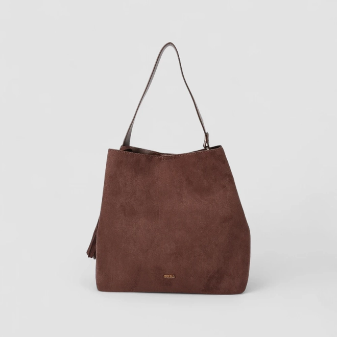 Bolsa Hobo Gabriela Média Camurça Enfeite Lateral Marrom