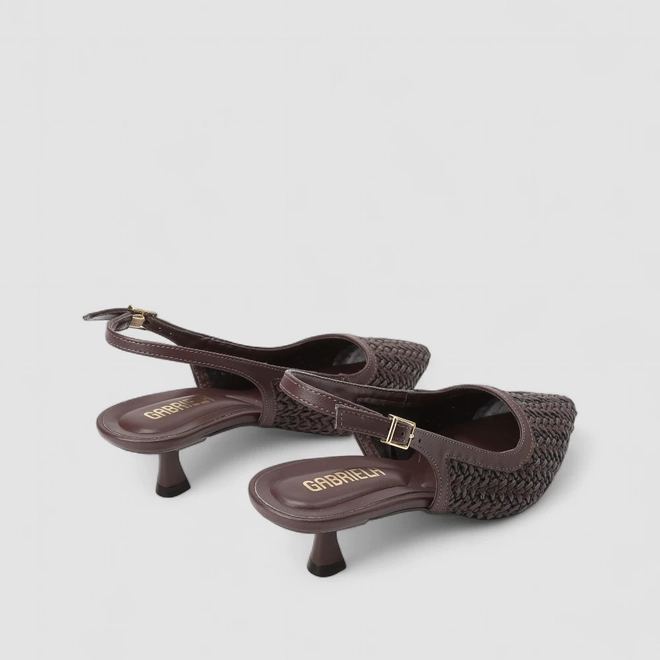Scarpin Slingback Feminino Gabriela Textura Tressê Marrom