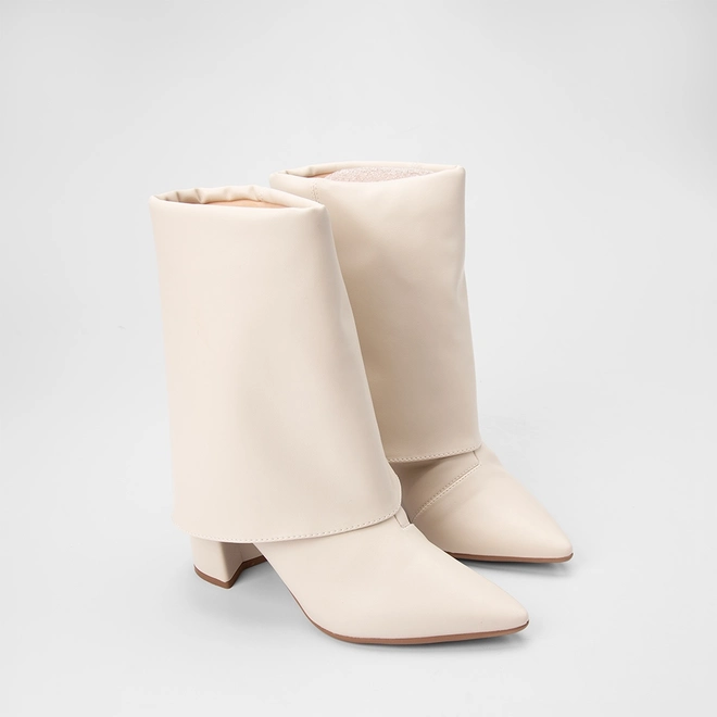 Bota Feminina Gabriela Cano Médio Detalhe Capa Off White