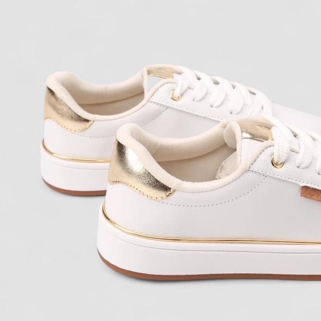 Tênis Casual Feminino Gabriela Detalhes Dourados Branco