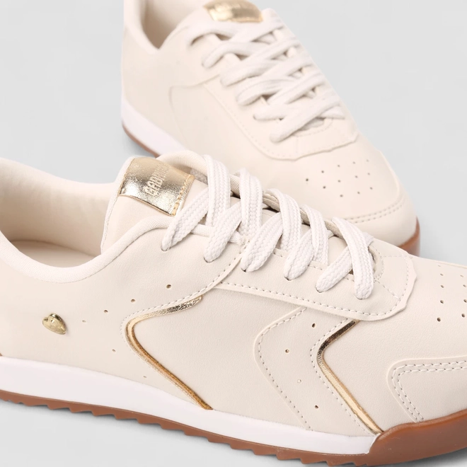 Tênis Casual Feminino Gabriela Detalhe Dourado Off White