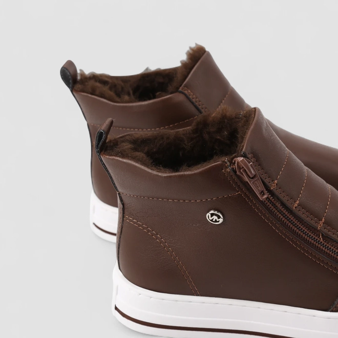 Tênis Casual Feminino Via Marte Zíper Com Pelúcia Marrom