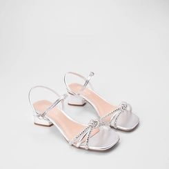 Sandália Feminina Penélope Detalhe Nó & Strass Metalizada Prata