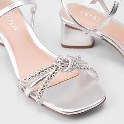 Sandália Feminina Penélope Detalhe Nó & Strass Metalizada Prata