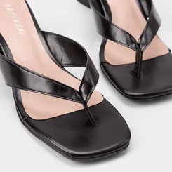 Tamanco Feminino Penélope Salto Geométrico Preto