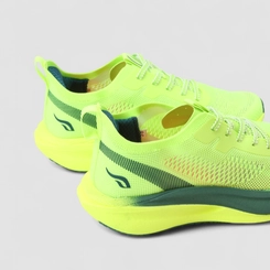 Tênis Esportivo Masculino Torx Knit Verde Neon com Placa de Carbono