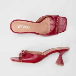 Tamanco Feminino Gabriela Salto Médio Taça Detalhe Laço Vermelho