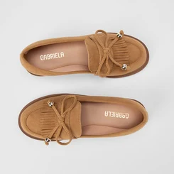 Mocassim Feminino Gabriela Camurça Detalhe Laço Bege