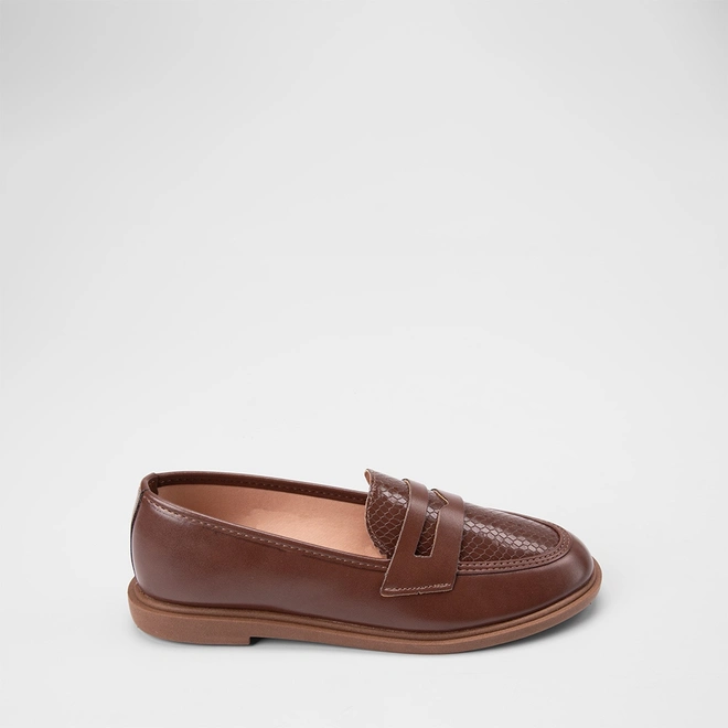 Mocassim Feminino Gabriela Textura Croco Verniz Marrom