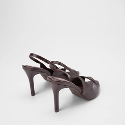 Peep Toe Slingback Feminina Gabriela Enfeite Fivela Marrom
