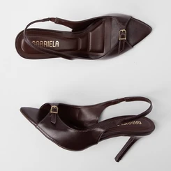 Peep Toe Slingback Feminina Gabriela Enfeite Fivela Marrom