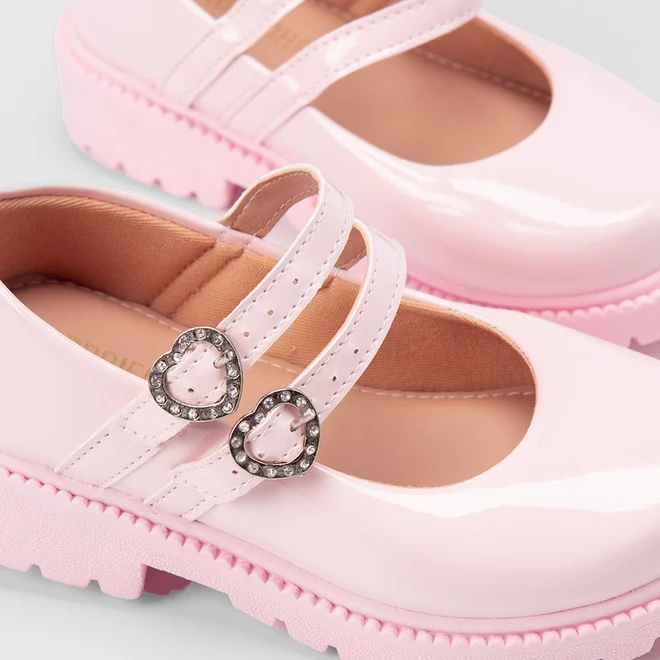 Sapatilha Boneca Infantil Gabrielinha Detalhe Coração Strass & Verniz Rosa