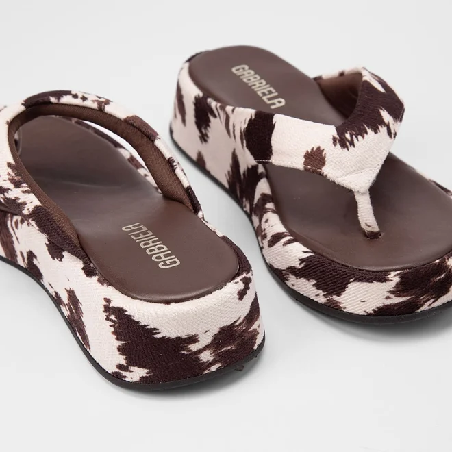 Tamanco Feminino Gabriela Flatform Animal Print Vaca Multicolor