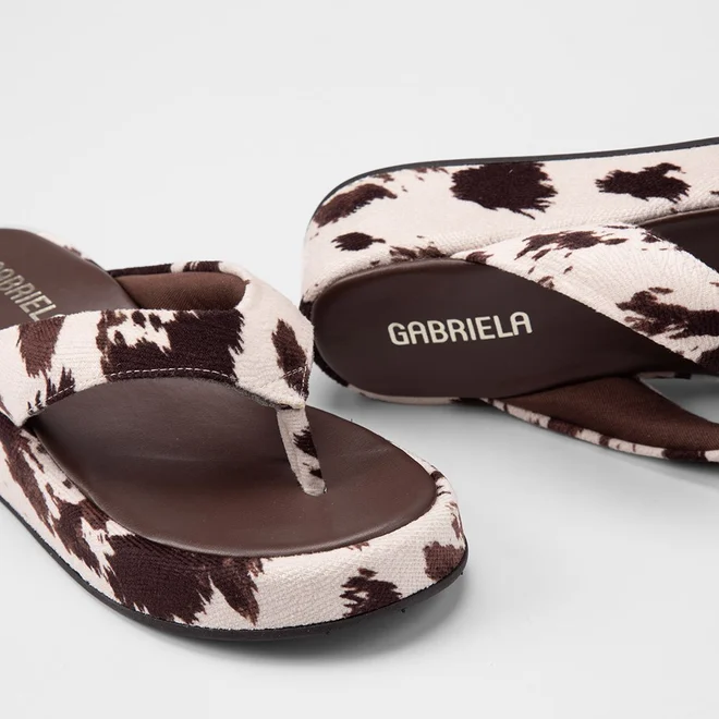 Tamanco Feminino Gabriela Flatform Animal Print Vaca Multicolor