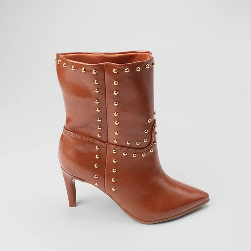 Bota Feminina Gabriela Cano Médio Salto Fino Detalhe Tachas Caramelo