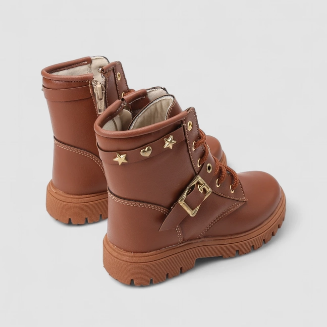Bota Coturno Infantil Gabrielinha Fivela Detalhe Tachas Marrom