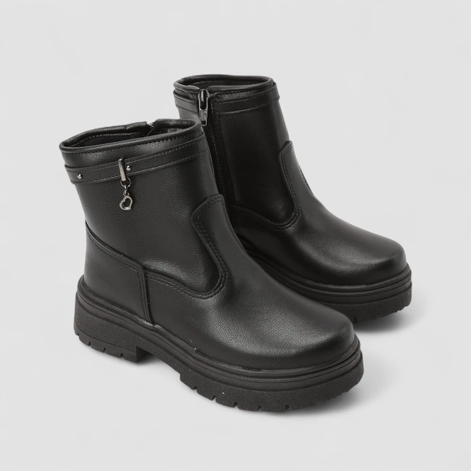 Bota Coturno Infantil Gabrielinha Pingente Coração Preto