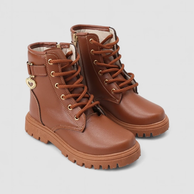 Bota Coturno Infantil Gabrielinha Pingente Coração Caramelo