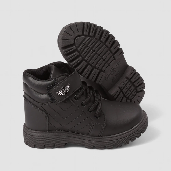 Bota Coturno Infantil Vertus Tira Contato Pespontos Detalhe Metálico Preto