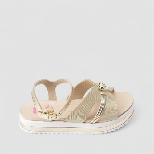 Foto ilustrativa de como medir o pé