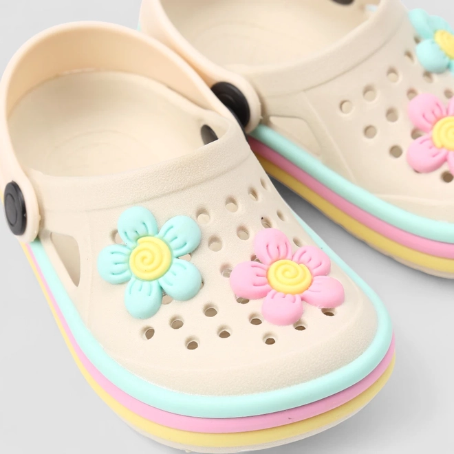 Babuche Bebê Gabrielinha Com Flores Off White