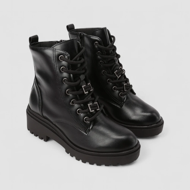 Bota Coturno Feminino Via Marte Cano Médio Detalhe Fivela Preto