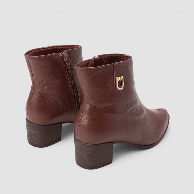 Ankle Boot Feminina Via Marte Salto Bloco Couro Marrom