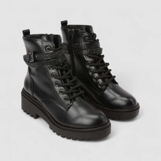 Coturno Feminino Via Marte Detalhe Tiras Strass Preto