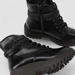 Coturno Feminino Via Marte Detalhe Tiras Strass Preto