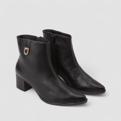 Ankle Boot Feminina Via Marte Salto Bloco Couro Preto