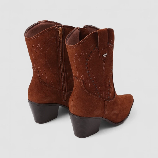 Bota Feminina Via Marte Country Texana Cano Médio Marrom