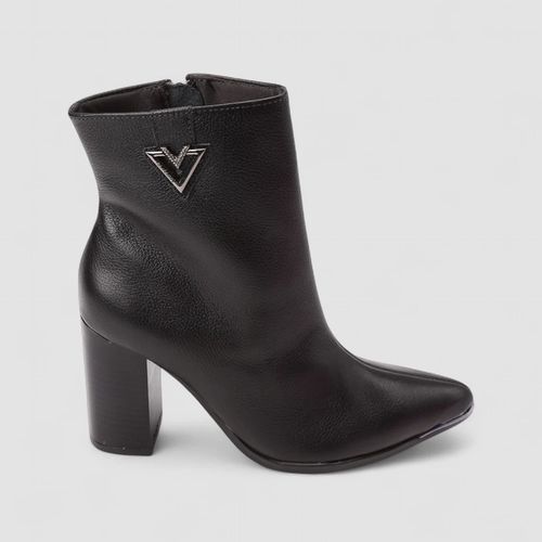Bota Feminina Via Marte Salto Alto Couro Preto