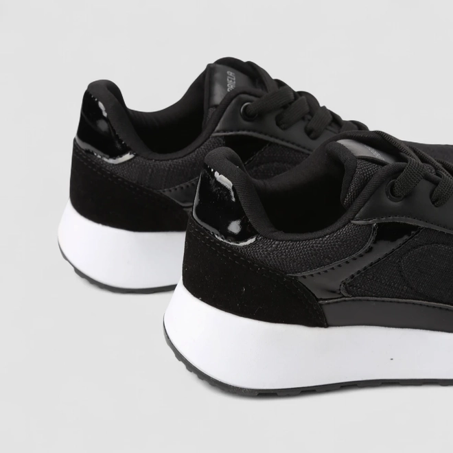 Tênis Casual Feminino Gabriela Camurça Preto
