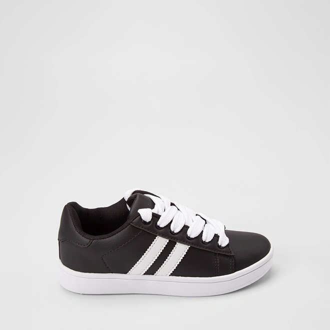 Tênis Casual Feminino Vertus Detalhe Recorte Lateral Preto